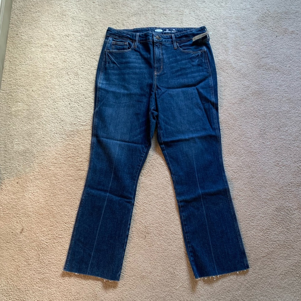 Old Navy Jeans - Picture 11 of 12